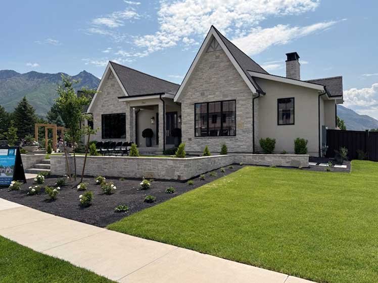 maintaining stone siding